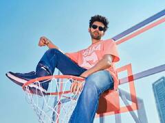 PHOTO: कार्तिक आर्यन अजूनही त्याची कमाई आईकडे देतो, अभिनेता म्हणतो..