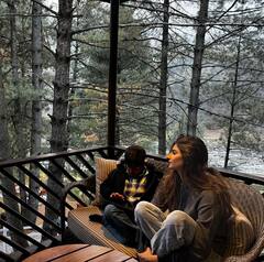 Palak Tiwari PHOTO: બરફ વચ્ચે ક્યૂટ અંદાજમાં પોઝ આપતી જોવા મળી પલક, તસવીરો જોઈ ફેન્સ થયા ક્રેઝી