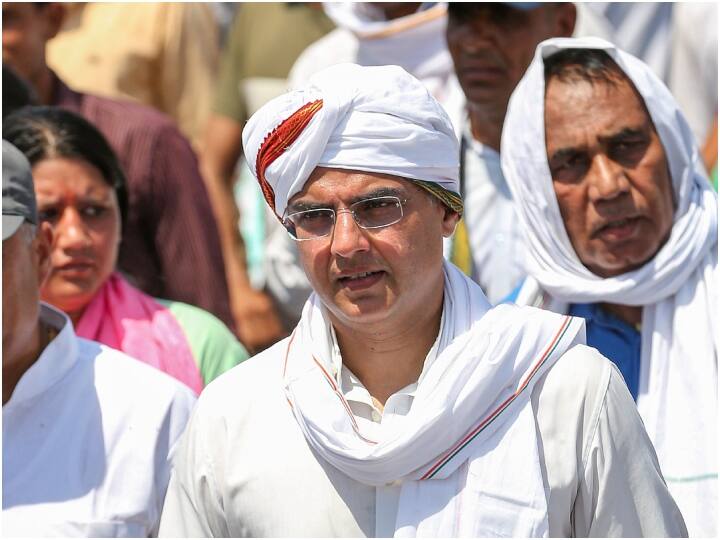 पायलट ने साथ ही कहा कि कांग्रेस पार्टी के कार्यकर्ताओं में अलग तरह का उत्साह है. इस बार राजस्थान में दुबारा से कांग्रेस जीतने जा रही है.
