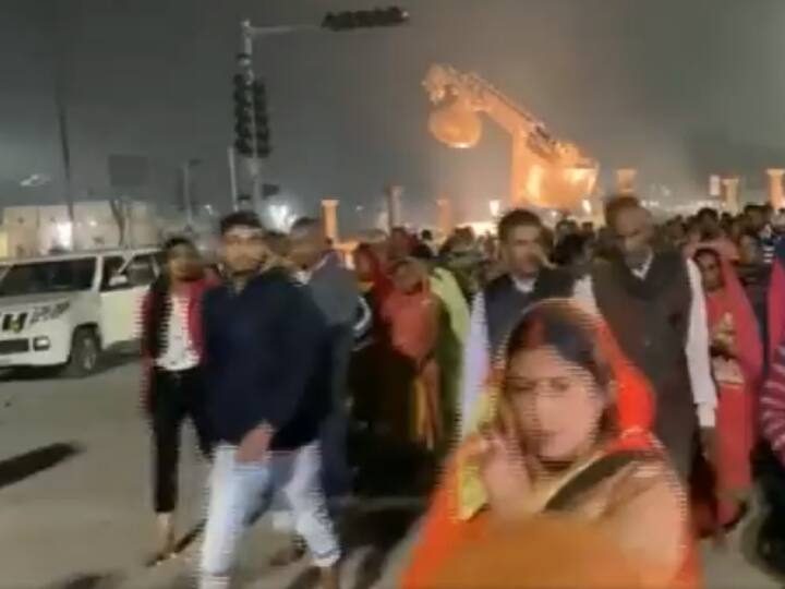 AyodhyaPanchkosi Parikrama will start on 22 nov at late night devotees participated Ayodhya Panchkosi Parikrama: अयोध्या में कड़ी सुरक्षा के बीच पंचकोसी परिक्रमा शुरु, आस्था के रंग में डूबे श्रद्धालु