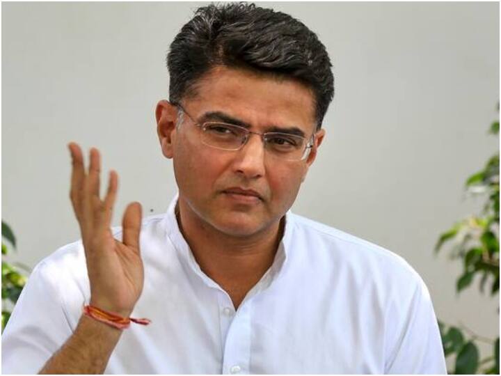 पायलट ने कहा कि बीजेपी चुनावों को सांप्रदायिक रंग देना चाहती है लेकिन कांग्रेस अपने मुद्दों पर चुनाव लड़ रही है.