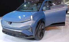 Upcoming Cars: ਗੱਡੀ ਖ਼ਰੀਦਣੀ ਹੈ ਤਾਂ ਥੋੜਾ ਸਬਰ ਕਰੋ, ਅਗਲੇ ਸਾਲ ਆਉਣਗੀਆਂ ਇਹ ਸ਼ਾਨਦਾਰਾ ਕਾਰਾਂ, ਦੇਖੋ ਤਸਵੀਰਾਂ