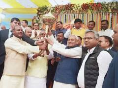 'देश का नेता कैसा हो... नीतीश कुमार जैसा हो', नारा लगा तो इस बार सुनते रहे CM, नहीं किया मना