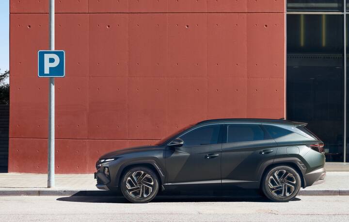 అప్‌డేట్ చేసిన ఇంటీరియర్‌తో పాటు ఫ్రంట్ డిజైన్‌లో మార్పులు కాకుండా లుక్స్ పరంగా పెద్ద అప్‌డేట్‌లు ఏమీ లేవు.