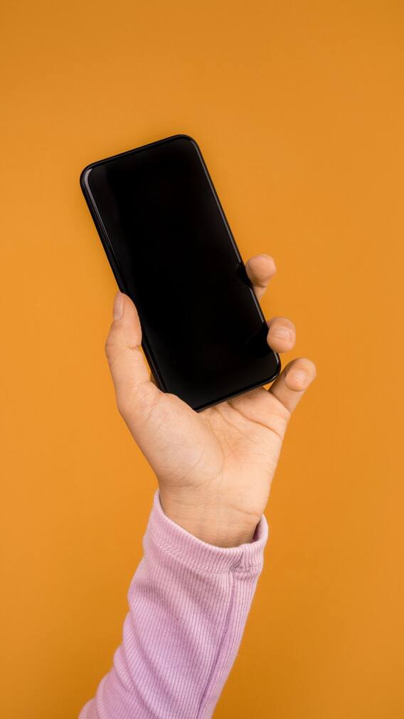 স্মার্টফোন দীর্ঘদিন ভাল রাখতে কী কী করবেন?