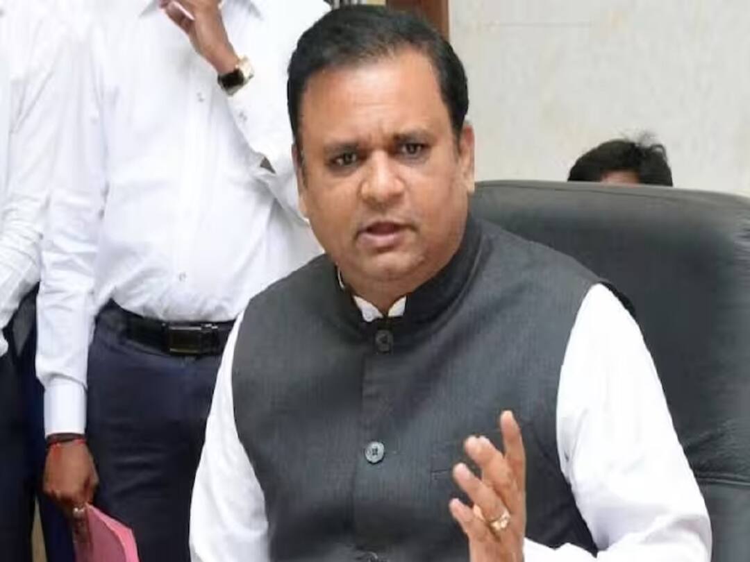 Shiv Sena MLA Disqualification case Maharashtra Assembly Speaker Rahul Narwekar declare dates of hearing on disqualification petition Shiv Sena MLA Disqualification :  शिवसेना आमदार अपात्रता किती दिवस चालणार? विधानसभा अध्यक्षांनी भर सुनावणीत वेळापत्रकच वाचून दाखवले