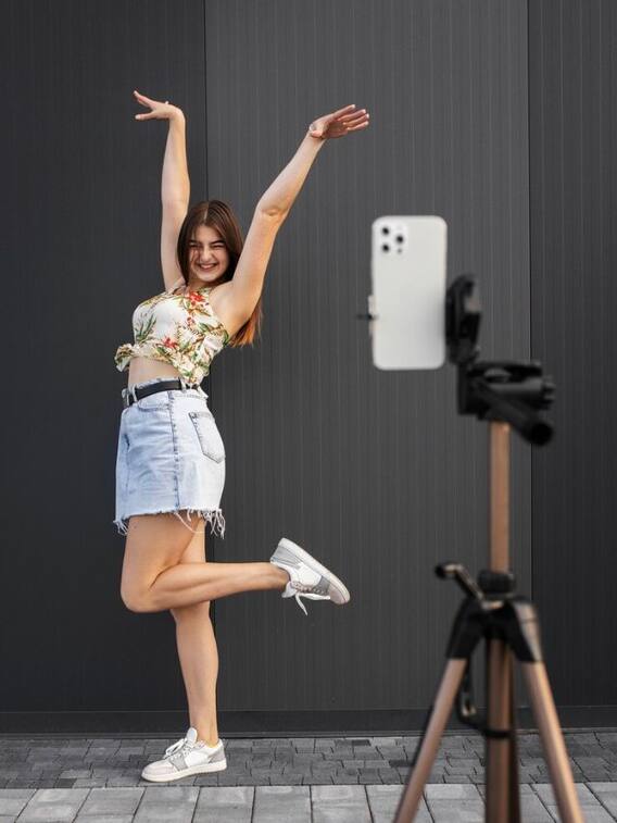 बिना इंटरनेट के देख पाएंगे Instagram Reels