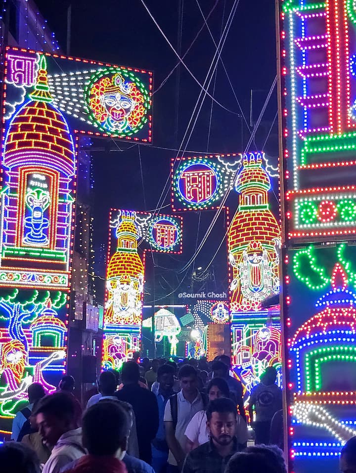 Chandannagar is renowned for hosting some of the most exquisite and detailed Puja pandals, characterised by intricate lighting arrangements and a display of culture and devotion. (Image Source: Facebook/ Soumik Ghosh)