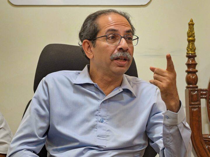 maharashtra shiv sena mlas disqualification row Cross examination with Sunil Prabhu eknath shinde ANN सुनील प्रभु से 6 घंटे तक क्रॉस एग्जामिनेशन, शिवसेना विधायकों के अयोग्यता मामले पर सुनवाई के तीसरे दिन क्या हुआ?