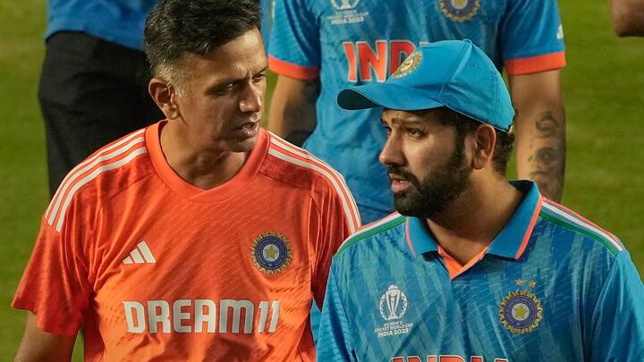 রোহিত-দ্রাবিড় জুটির তত্ত্ববধানেই গত ওয়ান ডে বিশ্বকাপে টানা ১০ ম্যাচ জিতেছিল ভারত। শুধুমাত্র ফাইনালেই অজিদের বিরুদ্ধে হারতে হয়।