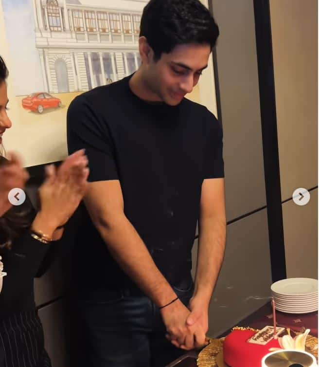 In the video, Agastya can be seen cutting the cake as Suhana Khan stands by his side.  (Image: Instagram/@mihirahuja_)