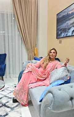 Rakhi Sawant Home Inside Photos: मुंबई ही नहीं दुबई में भी है बॉलीवुड की ड्रामा क्वीन राखी सावंत का आलीशान घर, इंटीरियर देख रह जाएंगे दंग