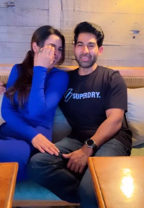 ਦਰਅਸਲ, ਸੁਖਨ ਵਰਮਾ ਵੱਲੋਂ ਆਪਣੇ ਸੋਸ਼ਲ ਮੀਡੀਆ ਹੈਂਡਲ ਉੱਪਰ ਇੱਕ ਵੀਡੀਓ ਸ਼ੇਅਰ ਕੀਤਾ ਗਿਆ ਹੈ। ਜਿਸ ਵਿੱਚ ਉਹ ਆਪਣੀ ਗਰਲਫ੍ਰੈਂਡ ਨੂੰ ਜਨਮਦਿਨ ਦੀ ਵਧਾਈ ਦਿੰਦੇ ਹੋਏ ਨਜ਼ਰ ਆ ਰਹੇ ਹਨ।