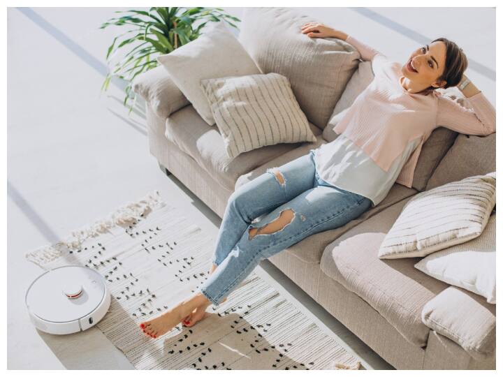 प्यूरीफायर को रोजाना साफ करना बहुत जरूरी है. फिल्टर्स को समय-समय पर बदलते रहना चाहिए और पूरी इकाई की व्यवस्थित सफाई करनी चाहिए. नहीं तो यह हवा फायदे के जगह नुकसान पहुंचा सकता है.