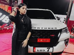 दलित कर्मचारी ने सैलरी मांगी तो महिला कारोबारी ने ठूंस दी मुंह में सैंडल, जबरन मंगवाई माफी, FIR दर्ज