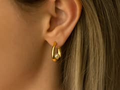 PHOTO: निरोगी आयुष्यासाठी कानात सोनं घाला, अनेक समस्याही दूर होतील!