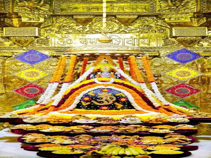 इस पैकेज में सिंगल, डबल या तीन लोगों के साथ ठहरने पर भी कंफर्म कैटेगरी में आपको 42,350 रुपये प्रति व्यक्ति के हिसाब से शुल्क देना होगा. Standard में 31,900 रुपये और इकोनॉमी क्लास में 19,000 रुपये प्रति व्यक्ति के हिसाब से शुल्क देना होगा.