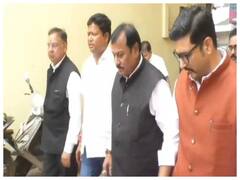 बीजेपी ने सीएम भूपेश को अयोग्य घोषित करने के लिए की शिकायत, कांग्रेस ने किया पलटवार