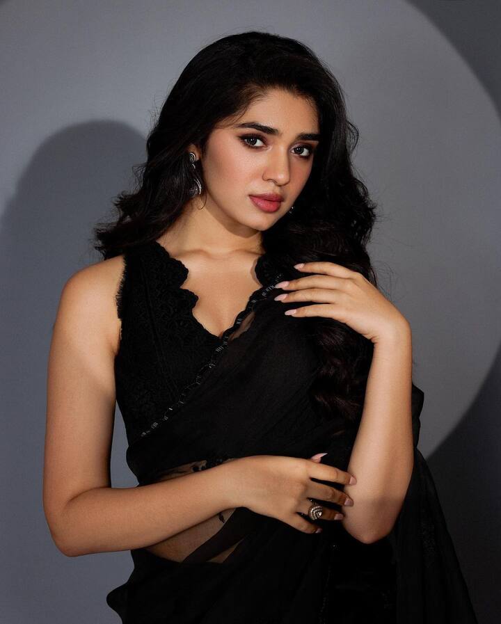 కృతి శెట్టి ఫోటోలు (Image Courtesy : krithi.shetty_official / Instagram)