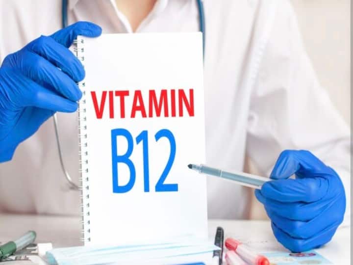 health tips vitamin 12 deficiency side effects on face in hindi Vitamin B12 की कमी से अचानक से पीला पड़ जाता है चेहरा, समय पर नहीं दिया ध्यान तो बढ़ सकती है परेशानी
