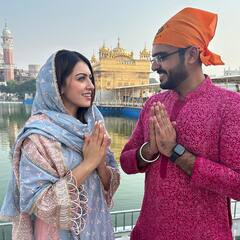 Hansika Motwane Visits Golden Temple With Husband Sohail Khaturiya - See Pics