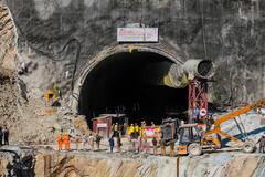 Silkyara Tunnel collapse: বারবার থমকে যাচ্ছে উদ্ধারকাজ, শ্রমিকদের বের করে আনা সম্ভব হবে আজ?