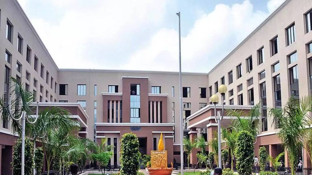 Rajkot Municipal Corporation Will Release Weekly Photo In Public Rajkot News: શહેરમાં સ્વચ્છતા જાળવવા મનપાની ખાસ ઝુંબેશ, જાહેર સ્થળો પર થૂંકનાર ફોટા કરાશે જાહેર