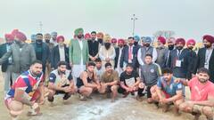 Gurdaspur News: ਬਟਾਲਾ ਪਹੁੰਚੇ ਕੁਲਦੀਪ ਸਿੰਘ ਧਾਲੀਵਾਲ ਤੇ ਗੁਰਮੀਤ ਸਿੰਘ ਖੁੱਡੀਆਂ, ਜੇਤੂ ਖਿਡਾਰੀਆਂ ਨੂੰ ਵੰਡੇ ਇਨਾਮ 