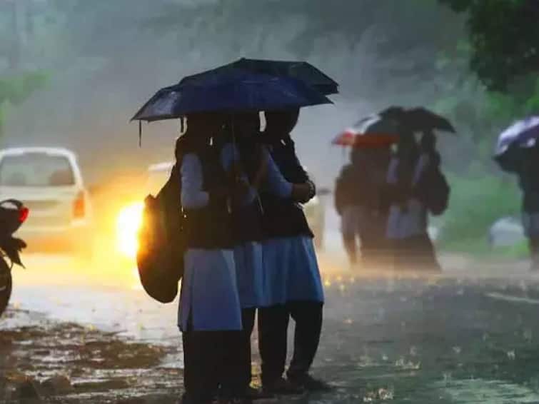 heavy rain alert Holidays for schools in 2 taluks of Nilgiri district School Leave: கனமழை பாதிப்பு.. குன்னூர், கோத்தகிரியில் பள்ளிகளுக்கு விடுமுறை அறிவிப்பு
