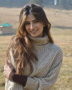 Palak Tiwari Photos: मां श्वेता के साथ बर्फीली वादियों में मजे करती दिखीं पलक तिवारी, फैंस के साथ शेयर की वेकेशन की झलक