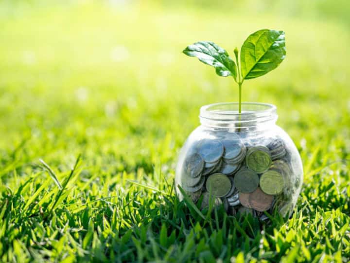 To avoid feeling a burden on your pocket, plan your outings. While we all have impromptu plans, try to schedule as much of your miscellaneous expenses as possible. Getty