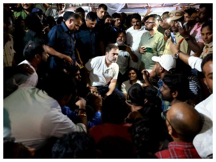Telangana Elections 2023 Congress Rahul Gandhi BRS Govt Job Seekers Video 'Telangana Youth Didn't Get Justice': Rahul Gandhi Interacts With Job Seekers In Hyderabad — WATCH