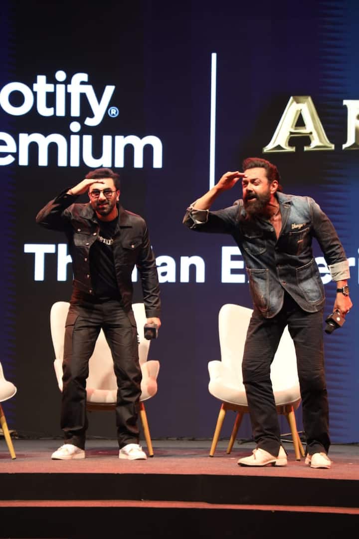 The two of them also danced to Bobby's song 'Duniya Haseeno Ka Mela.'