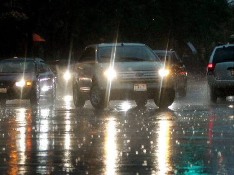 ways to keep your car safe in heavy rainfall tips and precautions Rain Car Safety: மழைக் காலத்தில் காரை பாதுகாக்க செய்ய வேண்டியவை என்ன? - விபத்தை தவிர்க்க எளிய டிப்ஸ் இதோ..!