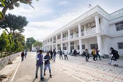 In Pics: लखनऊ यूनिवर्सिटी का 103वां स्थापना दिवस, देखें कैंपस की शानदार तस्वीरें