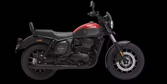 યેઝદી અને જાવાના ભારતમાં પાછા ફર્યા પછી લોન્ચ કરાયેલ યેઝદી તરફથી સૌથી વધુ રેટ્રૉ-સ્ટાઈલની ઑફરિંગમાંની એક રૉડસ્ટર છે, જે ઓલ-બ્લેક ડિઝાઈન, ટ્વીન એક્ઝૉસ્ટ અને નાનું વિઝર ધરાવે છે. એલોય વ્હીલ્સ અને ડિજિટલ ઇન્સ્ટ્રુમેન્ટ ક્લસ્ટર તેને આધુનિક દેખાવ આપે છે. તેની એક્સ-શોરૂમ કિંમત 2.06 લાખ છે અને તેમાં 334cc, લિક્વિડ-કૂલ્ડ સિંગલ-સિલિન્ડર એન્જિન છે.