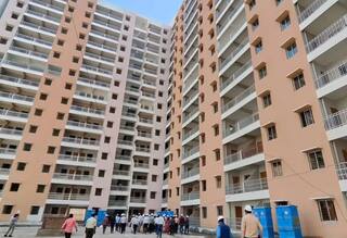 'या' योजनेत मध्यमवर्गीयांचं घराचं स्वप्न पूर्ण होणार, दिल्लीत 19000 हून अधिक फ्लॅट्स; सविस्तर माहिती एका क्लिकवर