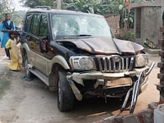 हाजीपुर में JDU बोर्ड लगी गाड़ी ने सड़क किनारे 7 लोगों को रौंदा, 1 की हुई मौत, घटना के बाद हंगामा और तोड़फोड़