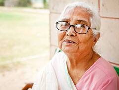 Sanjay Gandhi Niradhar Anudan Yojana : विधवा, दिव्यांग, दुर्धर आजारग्रस्त महिलांसाठी सरकारची योजना; दरमहा पेन्शन मिळण्याची संधी