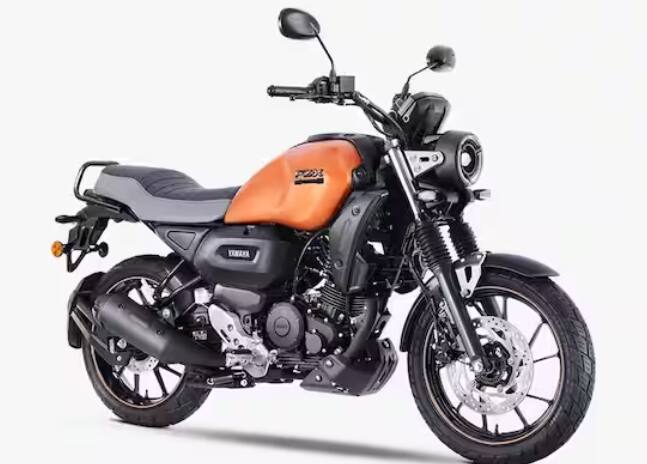 FZ ਦੇ ਸਮਾਨ ਪਲੇਟਫਾਰਮ 'ਤੇ ਆਧਾਰਿਤ, ਰੈਟਰੋ-ਸਟਾਈਲ ਵਾਲੇ FZ-X ਨੂੰ ਆਧੁਨਿਕ ਤੱਤ ਅਤੇ ਟ੍ਰੈਕਸ਼ਨ ਕੰਟਰੋਲ ਵਰਗੀਆਂ ਵਿਸ਼ੇਸ਼ਤਾਵਾਂ ਦੇ ਨਾਲ ਇੱਕ ਆਰਕੀਟੈਕਚਰਲ ਟੈਂਕ ਅਤੇ ਇੱਕ ਗੋਲ ਹੈੱਡਲਾਈਟ ਮਿਲਦੀ ਹੈ। 1.36 ਲੱਖ ਰੁਪਏ ਦੀ ਐਕਸ-ਸ਼ੋਰੂਮ ਕੀਮਤ ਵਾਲੀ, FZ-X ਸਭ ਤੋਂ ਕਿਫਾਇਤੀ ਰੇਟਰੋ ਮੋਟਰਸਾਈਕਲ ਹੈ ਅਤੇ ਇਹ 149cc ਸਿੰਗਲ-ਸਿਲੰਡਰ ਇੰਜਣ ਦੁਆਰਾ ਸੰਚਾਲਿਤ ਹੈ। ਜੋ 12bhp ਦੀ ਪਾਵਰ ਅਤੇ 13Nm ਦਾ ਟਾਰਕ ਜਨਰੇਟ ਕਰਦਾ ਹੈ। ਇਸ ਇੰਜਣ ਨੂੰ 5-ਸਪੀਡ ਗਿਅਰਬਾਕਸ ਨਾਲ ਜੋੜਿਆ ਗਿਆ ਹੈ।