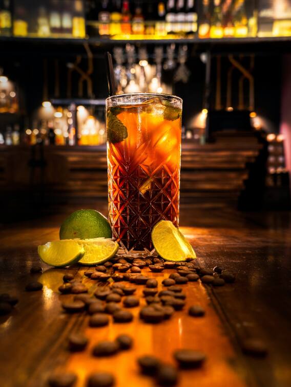 ਨਾਸ਼ਤੇ ‘ਚ ਸ਼ਰਾਬ ਦਾ ਸੇਵਨ ਕਰਨ ਨਾਲ ਸਰੀਰ ‘ਤੇ ਪੈਂਦਾ ਇਹ ਅਸਰ