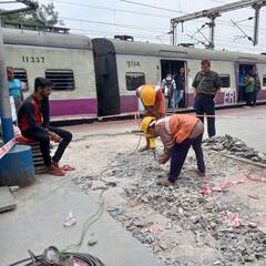 Train Cancelled: বাড়ি থেকে বেরনোর আগে দেখে নিন আজ কোন কোন ট্রেন বাতিল