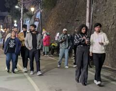 Shimla Tourism: शिमल्यात पर्यटकांची रेलचेल, पाहा फोटो