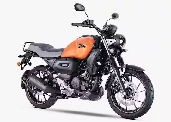FZ જેવા જ પ્લેટફોર્મ પર આધારિત, રેટ્રૉ-સ્ટાઈલવાળી FZ-X આધુનિક તત્વો અને ટ્રેક્શન કંટ્રોલ જેવી સુવિધાઓ સાથે આર્કિટેક્ચરલ ટાંકી અને રાઉન્ડ હેડલાઈટ મેળવે છે. 1.36 લાખ એક્સ-શોરૂમમાં કિંમતવાળી, FZ-X સૌથી સસ્તું રેટ્રૉ મોટરસાઇકલ છે અને તે 149cc સિંગલ-સિલિન્ડર એન્જિન દ્વારા સંચાલિત છે. જે 12bhp પાવર અને 13Nm ટોર્ક જનરેટ કરે છે. આ એન્જિન 5-સ્પીડ ગિયરબોક્સ સાથે જોડાયેલું છે.