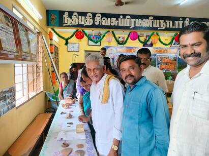 World Heritage Week Antiquities Exhibition in Sivagangai TNN உலகப் பாரம்பரிய வார விழா சிவகங்கையில் தொன்மைப் பொருட்கள் கண்காட்சி