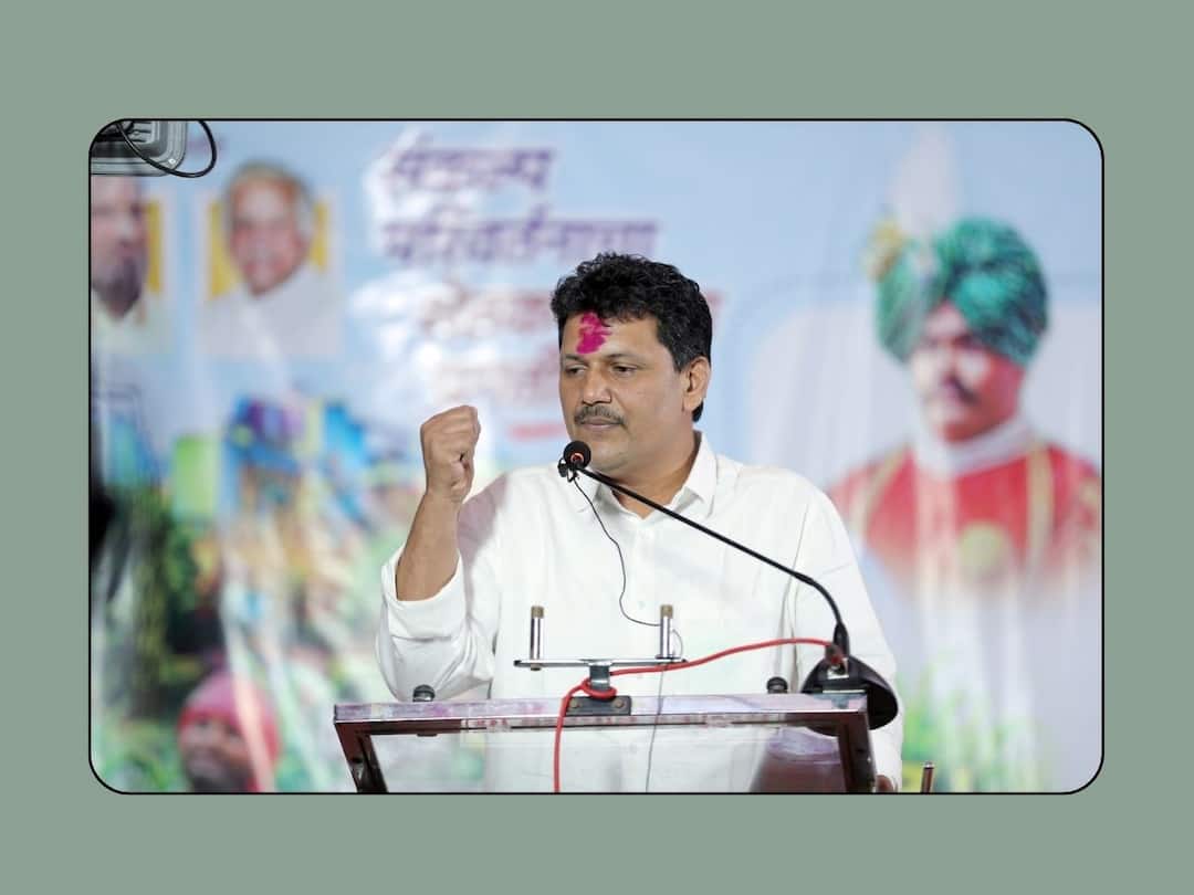 My father works in idri factory so there will be no sin on my hands prakash abitkar emotionally request to member hasan mushrif satej patil k p patil Bidri Sakhar Karkhana : ज्या बिद्री कारखान्यात माझ्या बाबानं काम केलंय, तिथं माझ्या हातून पाप होणार नाही; प्रकाश आबिटकरांची भावनिक साद
