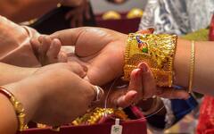 Gold Price Today In Bengal : ক্রমেই চড়ছে সোনা-রুপোর দাম, আজকের দাম দেখে নিন এক নজরে