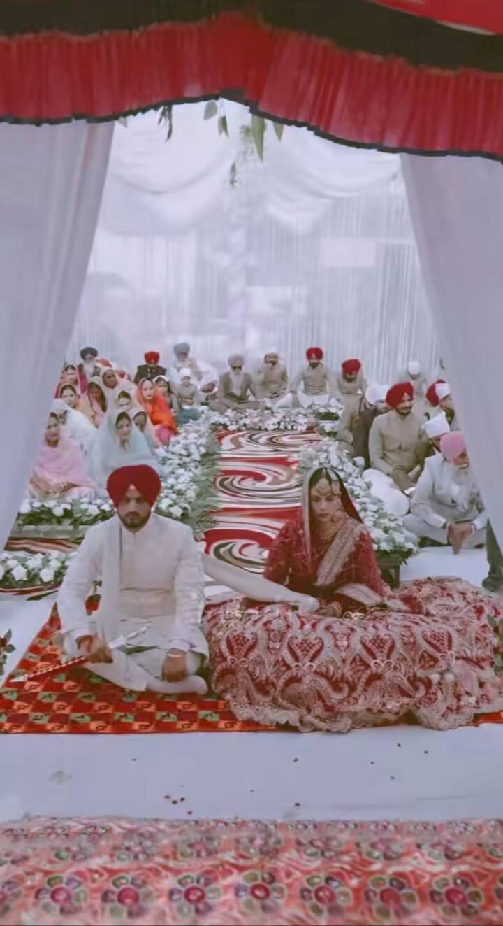 ਖਾਸ ਗੱਲ ਇਹ ਹੈ ਕਿ ਭੁੱਲਰ ਬੇਹੱਦ ਉਮਦਾ ਐਕਟਰ ਵੀ ਹੈ। ਉਸ ਦੀਆਂ ਫਿਲਮਾਂ ਸੁਪਰਹਿੱਟ ਸਾਬਤ ਹੋਈਆਂ ਹਨ। ਦੇਸ਼ ਦੇ ਨਾਲ-ਨਾਲ ਗੁਰਨਾਮ ਵਿਦੇਸ਼ ਬੈਠੇ ਪੰਜਾਬੀਆਂ ਦਾ ਵੀ ਖੂਬ ਮਨੋਰੰਜਨ ਕਰ ਰਿਹਾ ਹੈ।