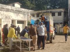 उत्तराखंड के नैनीताल में दर्दनाक सड़क हादसा, गहरी खाई में गिरी कार, 5 की मौत