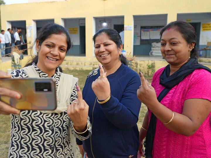 Women take a selfie after voting in the Rajasthan Assembly election in Beawar district. (Source: PTI)